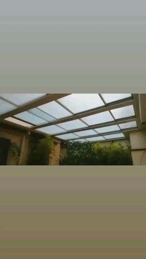 سقف متحرک شیشه ای جذاب برای معماری