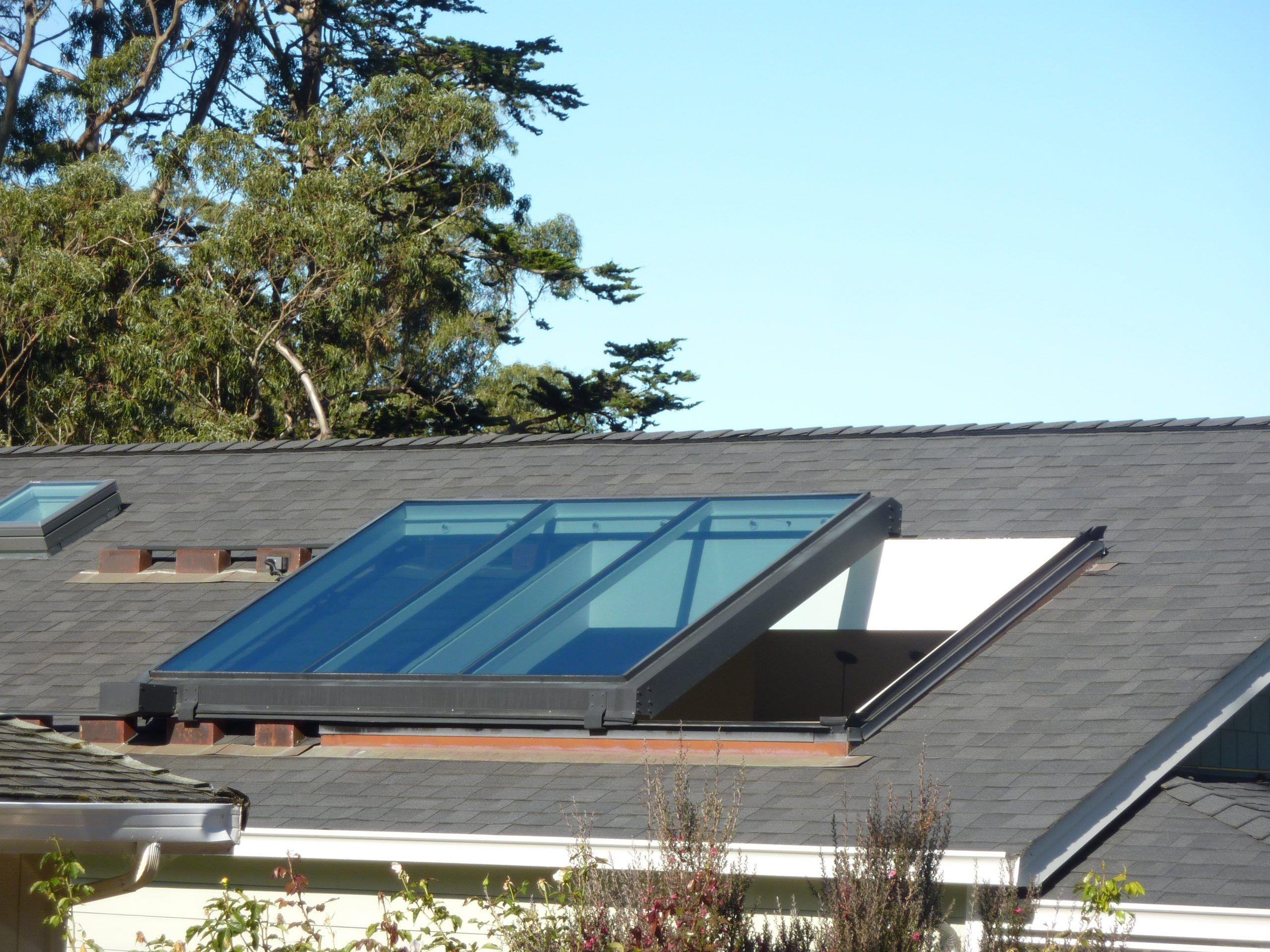 سقف متحرک شیشه ای